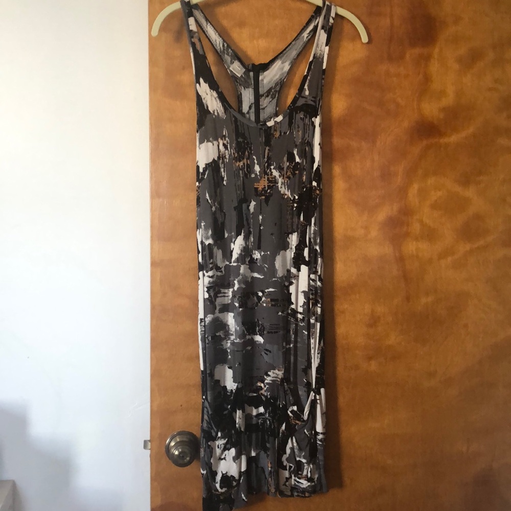 T-back patterned dress by trouve’